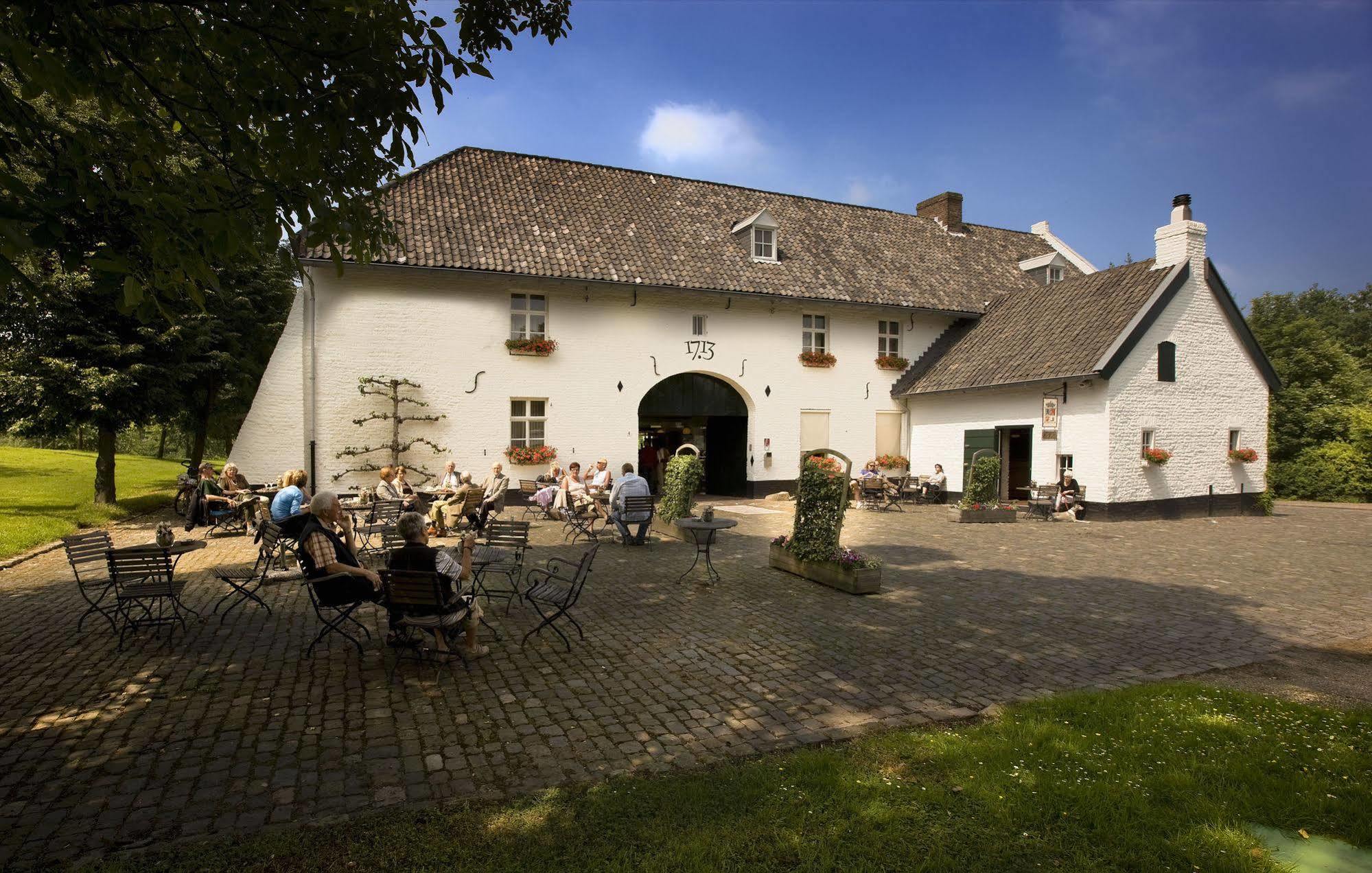 Fletcher Hotel-Restaurant Kasteel Erenstein Kerkrade Exteriör bild