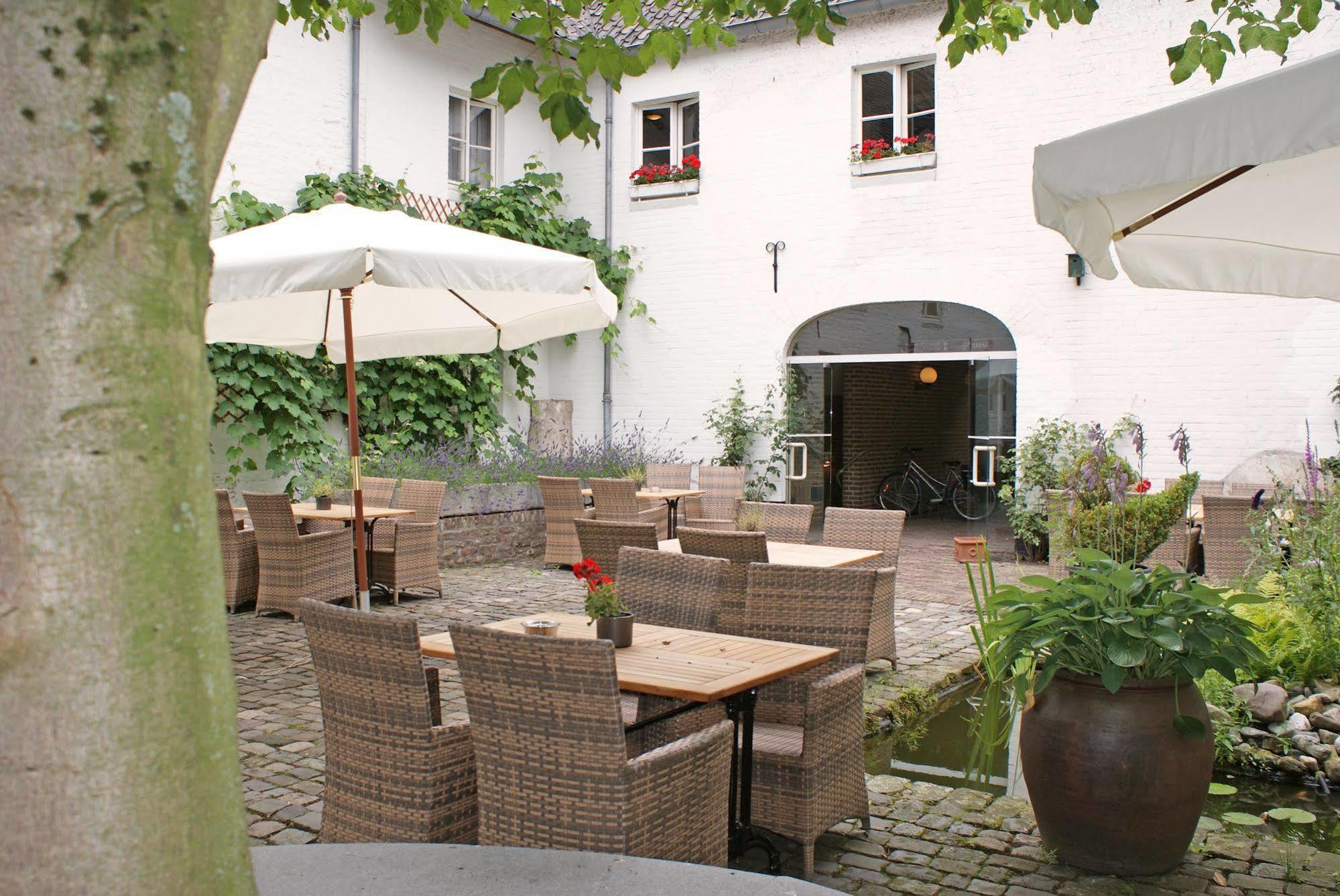 Fletcher Hotel-Restaurant Kasteel Erenstein Kerkrade Exteriör bild