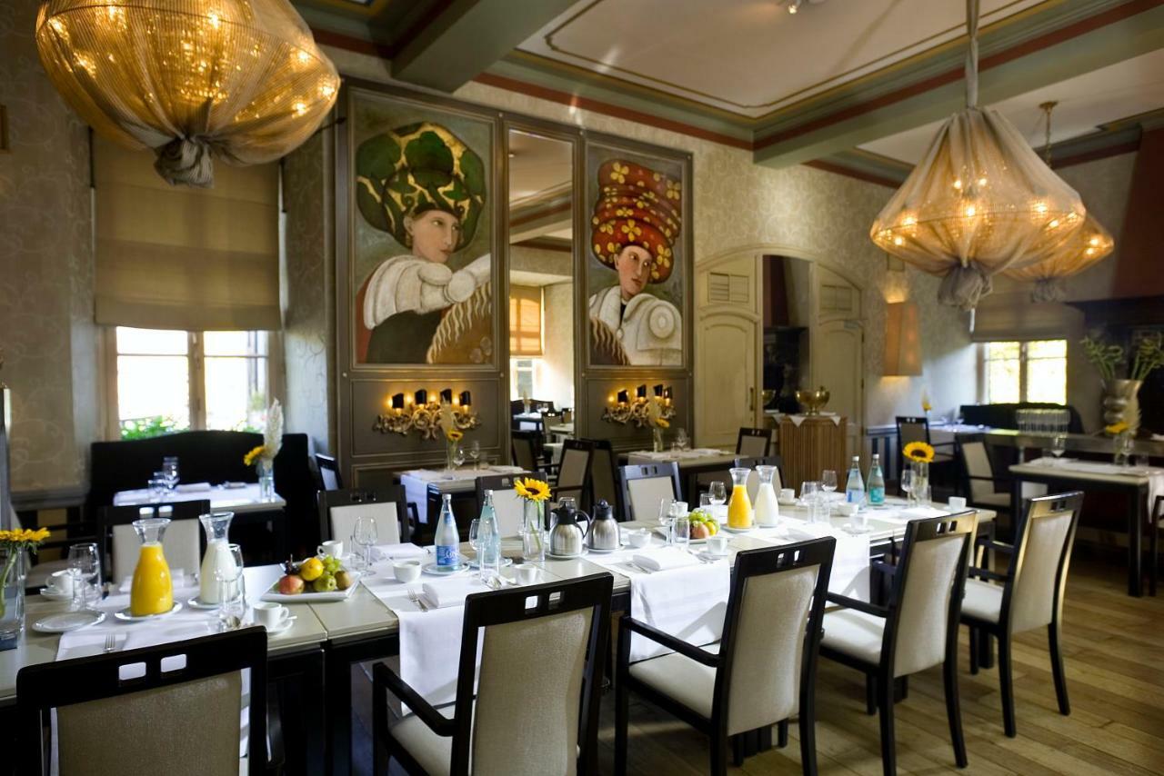 Fletcher Hotel-Restaurant Kasteel Erenstein Kerkrade Restaurang bild